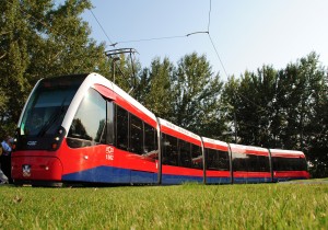 Tranvía CAF Urbos 3 en la ciudad de Belgrado, Serbia. Foto: IIAleksandarII.