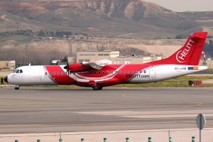 El EC-LNQ, un ATR 72 de Helitt similar a los empleados por Air Europa en Badajoz. Foto tomada en Barajas por Magic Aviation.