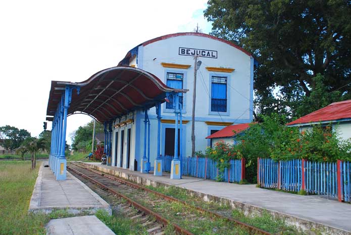 Estación de ferrocarril de Bejucal en la actualidad, perteneciente al primer ferrocarril español e iberoamericano. Foto: Modelismo cubano.