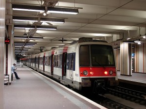 La línea RER B de París está siendo la más afectada por la huelga en SNCF. En la imagen, un MI 79 en la Gare du Nord. Foto: Clicsouris.