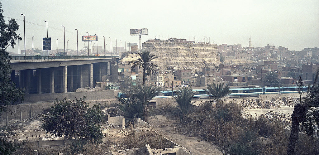 Metro de El Cairo se renueva.