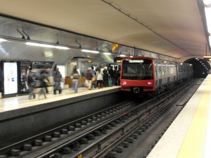 Tren en la estación Alameda de la línea verde. Foto: Ingolf.