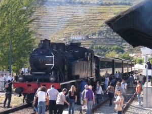 Este año la locomotora de vapor del tren histórico del Duero será sustituida por una diésel.