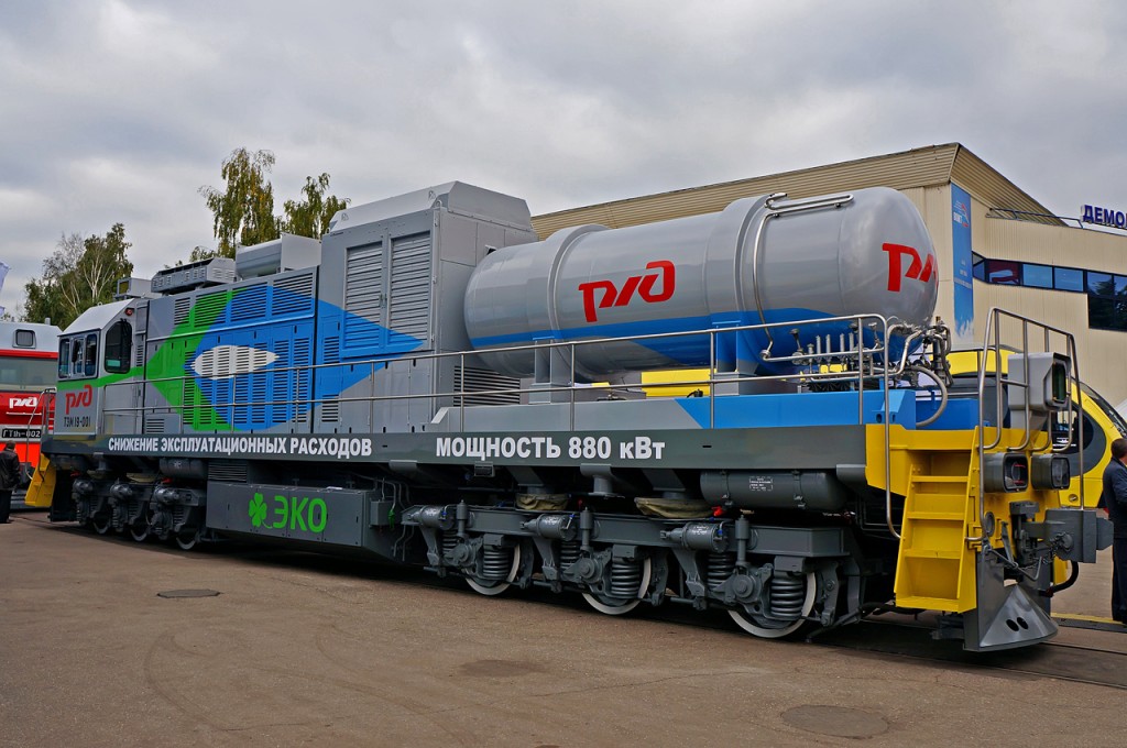 La locomotora TEM19 da un paso más y se sitúa como la primera que funciona al 100% con gas natural.