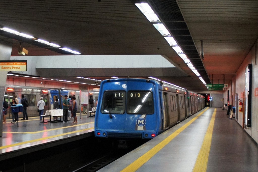 Tren del metro de Río de Janeiro en la estación Central. Foto: Mario Roberto Duran Ortiz.