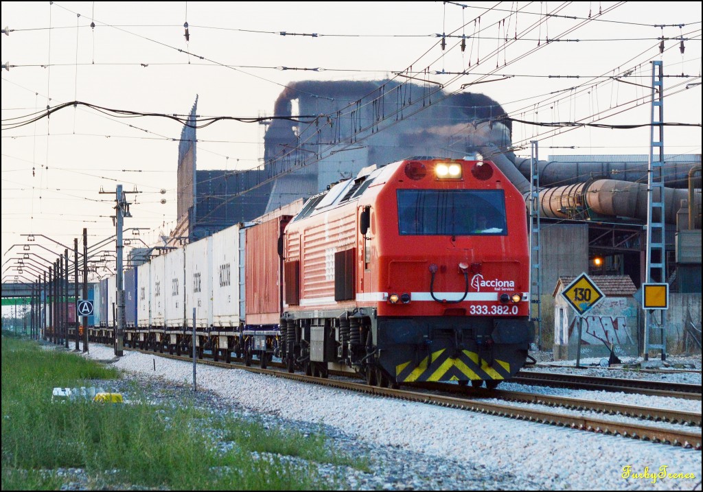 Se espera que antes de que finalice el año, el Ministerio de Fomento abra por fin el concurso para otorgar el título habilitante, momento que Acciona ya espera junto a las otras seis empresas aptas para competir con Renfe. Foto: Ricard Cordina.