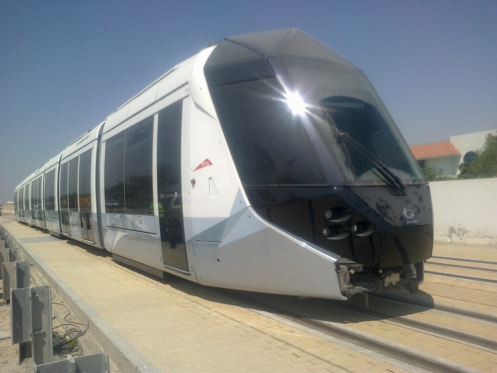 Imagen de uno de los vehículos Alstom que forman parte de la flota del tranvía de Dubái. Foto: Dubai Tram.