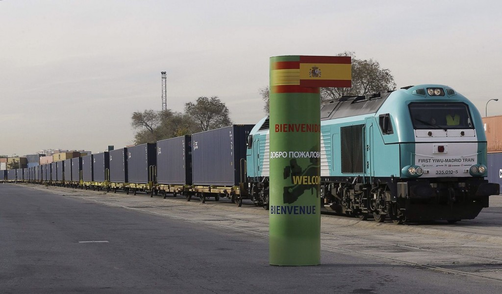 Imagen del tren partido de China llegando a la frontera española. Foto: ©Unos cuantos trenes.