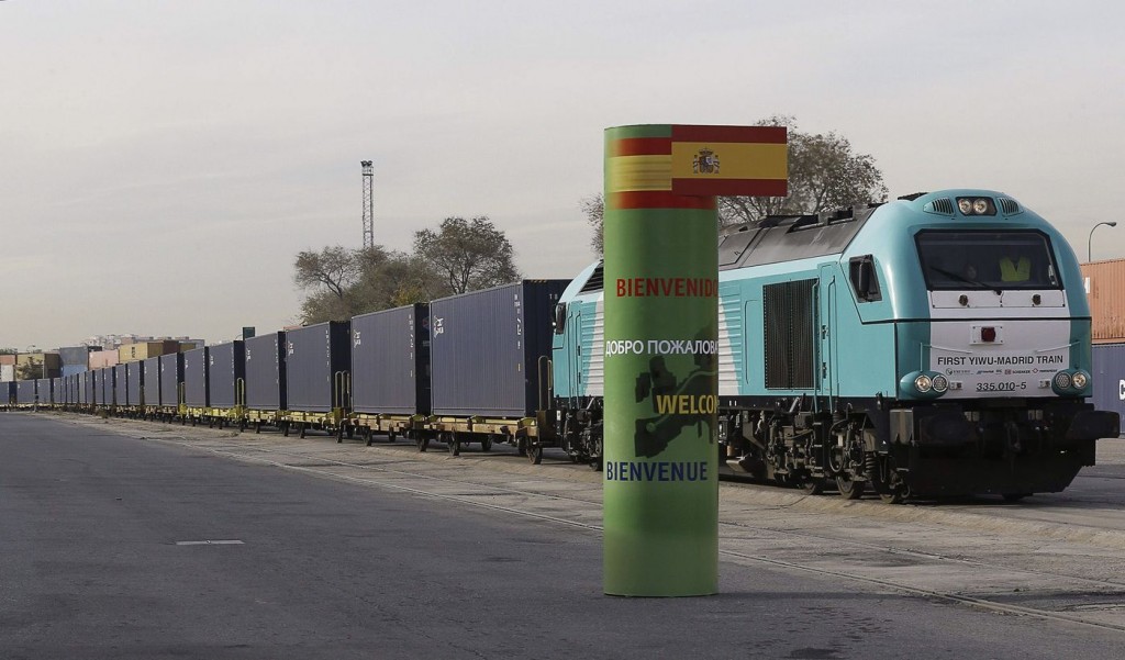 Imagen del tren partido de China llegando a la frontera española. Foto: ©Unos cuantos trenes. 