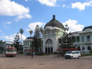 Fachada de la estación de Maputo, una de las joyas arquitectónicas de la ciudad. Foto: JSpencerUNC.