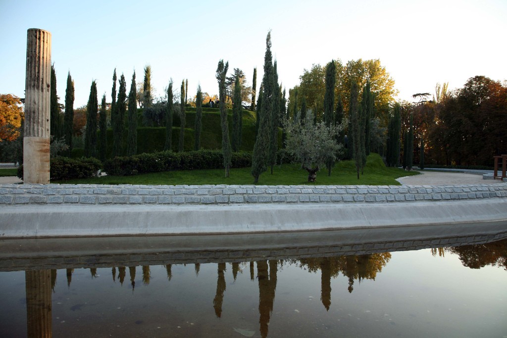 Bosque del Recuerdo en El Retiro. Foto: Bruno Girin.