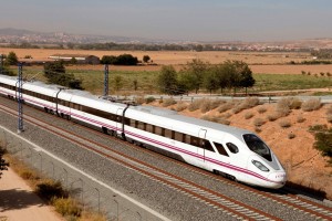 Prototipo del tren Oaris de CAF, un fuerte candidato a ganar el contrato de trenes nuevos de Renfe. Foto cortesía de CAF.