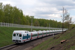 Imagen del primer Vencejo de Talgo que circula por Rusia. Foto: ПОЕЗД СТРИЖ - ФОТО