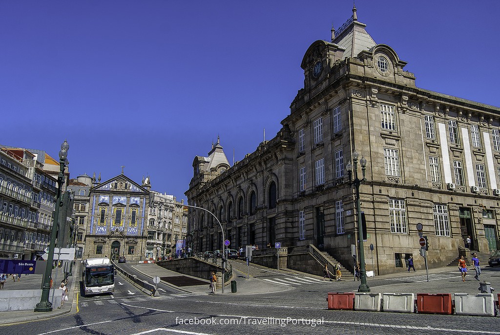 Facheda de la estación de São Bento. Foto: Turismo en Portugal.