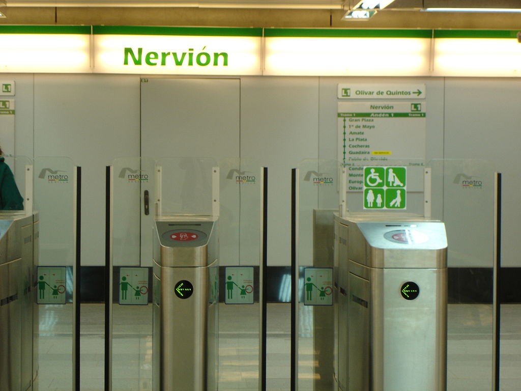Con la venta de Globalvía al fondo de inversión malayo, la mayor parte del Metro de Sevilla queda bajo su control. Foto: Vcarceler.