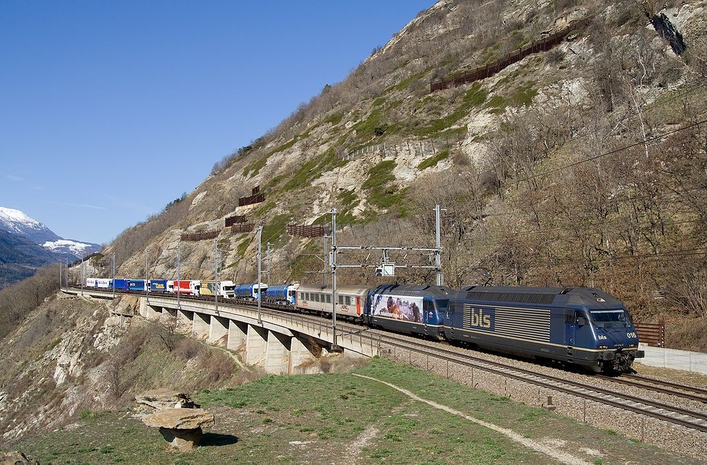 La autopista ferroviaria es un concepto muy extendido en el resto del mundo. Foto: David Gubler.