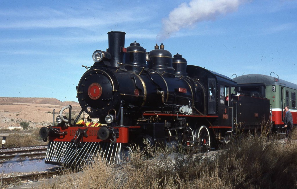 La locomotora Baldwin I durante un viaje con los coches 6000 'Lucky'.  Foto de Angel González Mir obtenia de Baldwin.es