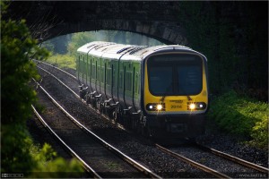 En Dublín se aprovechará una línea ya construida para conseguir una nueva conexión con una inversión menor. Foto: Bart Busschots.