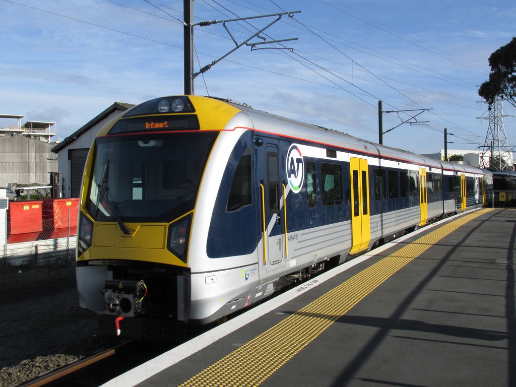 Imagen de uno de los trenes CAF para la cuidad de Auckland. Foto: © DX 5517.