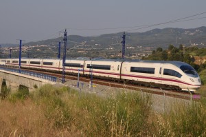 España sigue apostando por despilfarrar en la alta velocidad. Foto: JT Curses VII.