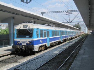 La privatización del ferrocarril griego, inmitente tras marcarse la fecha límite de la transacción para finales de año. Foto: Phil Richards.