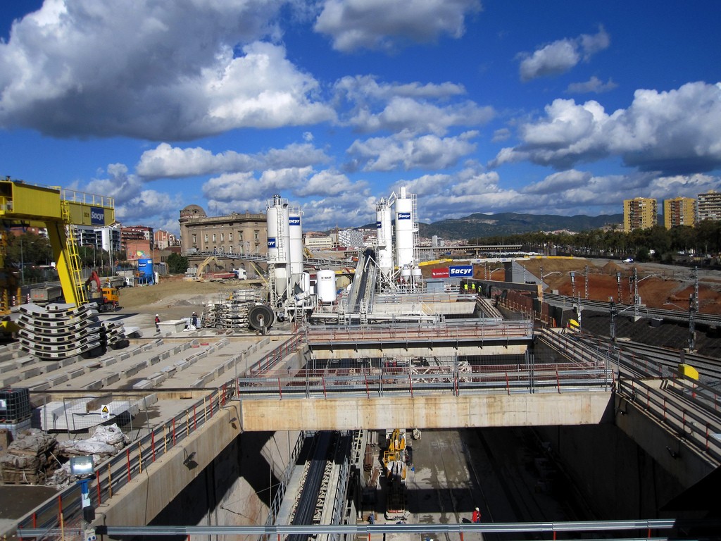 Las obras en las inmediaciones de la futura estación de AVE de La Sagrera llevan años en marcha. Foto: José Gonzalvo Vivas.