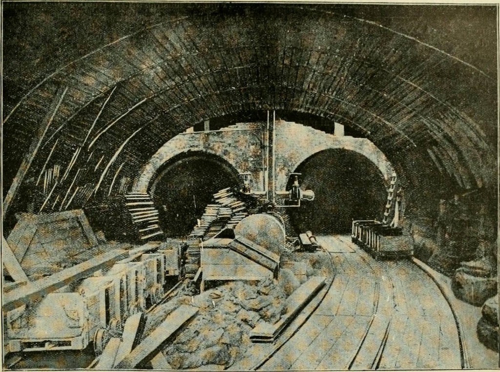 Imagen de la construcción de uno de los metros más antiguos del mundo, el de Glasgow, publicada en The street railway review.