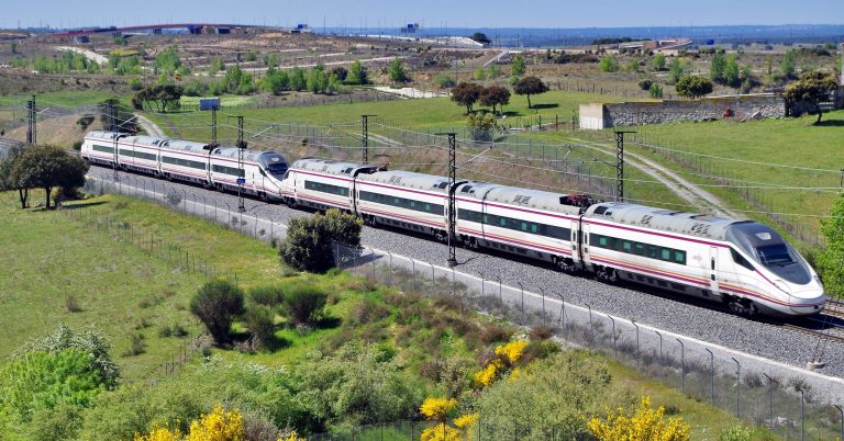 Renfe reemplazará desde el 18 de marzo su oferta comercial por el estado de alarma