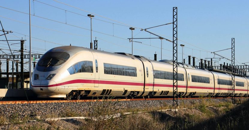 La CNMC determina que el AVE de Renfe y las infraestructuras de alta velocidad de Adif son rentables