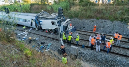 El Alfa Pendular accidentado el 31 de julio. Foto Sérgio Azenha (Publico.pt)