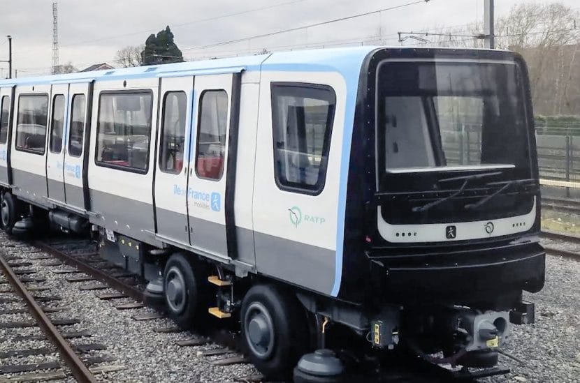 Exterior de un MP14 en talleres. Foto: Île-de-France Mobilités.