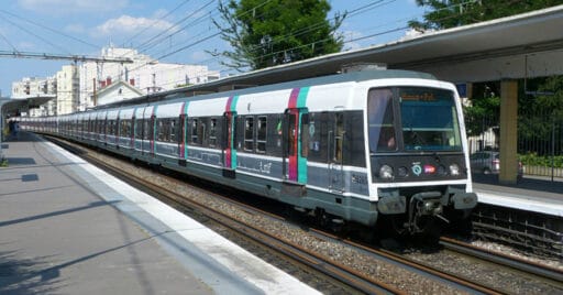 Tren de la serie MI79 reformado en Bourg La Reine. NIRAN91.
