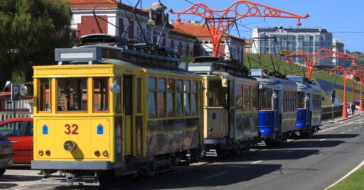 Cuatro tranvías de La Coruña fotografiados en 2009. RAMÓN PIÑEIRO.