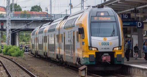 Stadler KISS de la alemana ODEG, similares a los que el fabricante Suizo podría fabricar para Renfe Cercanías, en Berlin-Lichtemberg. ALBERT KOCH