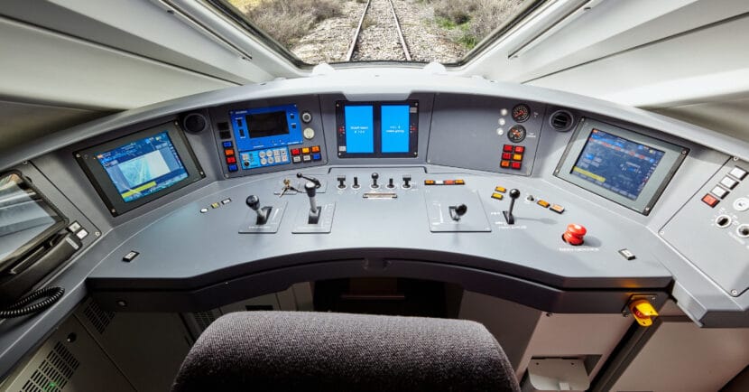 Pupitre de conducción de la serie 106. © TALGO.