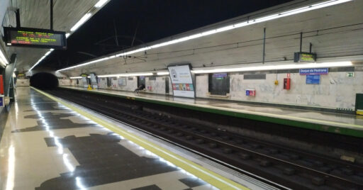 La estación Duque de Pastrana de la línea 9 del metro de Madrid antes del inicio de las obras de reforma. MIGUEL BUSTOS.