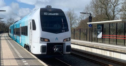 Stadler WINK de Arriva en la estación de Sneek Noord durante su prrimer día de servicio. © BASTIAN VOGELVANGER