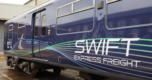 Imagen del Swift Express Freight tras salir de reforma. EVERSHOLT RAIL.