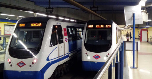 Trenes de la línea 3 del metro de Madrid en Lavapiés. SNOOZE123.