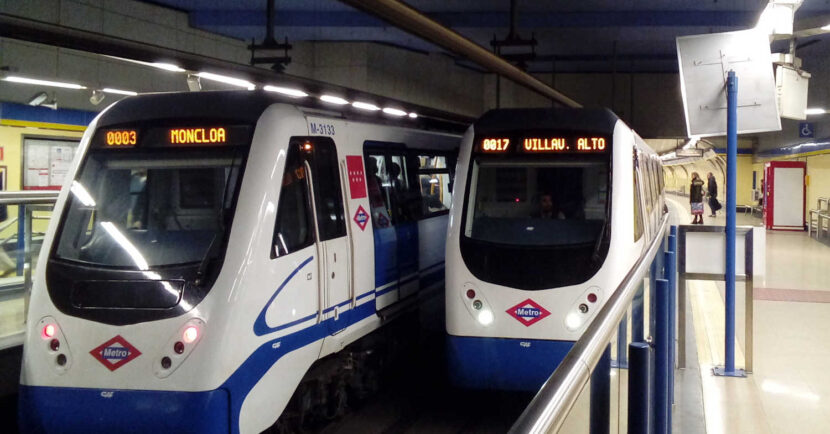 Trenes de la línea 3 del metro de Madrid en Lavapiés. SNOOZE123.