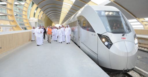 Uno de los trenes fabricados por CAF para SAR durante su primer viaje a Riad. © CAF.