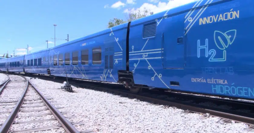 Talgo comienza las pruebas dinámicas de su tren de hidrógeno TPH2 en Las Matas. © TALGO.