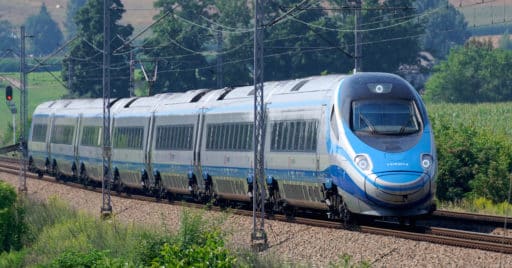 Tren Pendolino de PKP Intercity que podrá circular por la red de alta velocidad polaca.