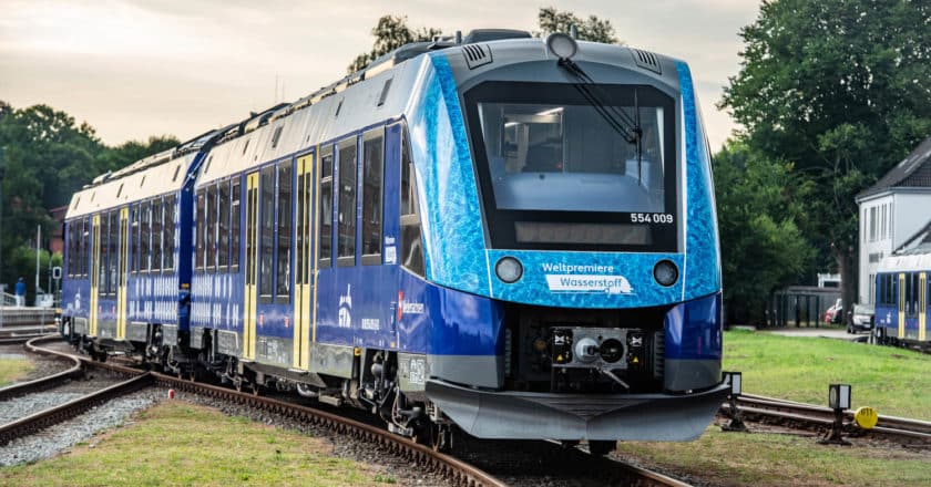 Una de las unidades Coradia iLint compradas por el Estado de Baja Sajonia que desde hoy se encargan en exclusiva de la RB33. © ALSTOM.