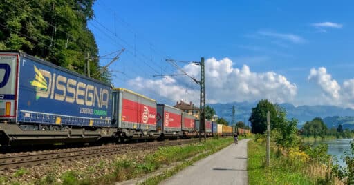 La alianza entre Thales y Knorr-Bremse para desarrollar un sistema de conducción automática de trenes de mercancías contribuirá a mejorar su puntualidad. UWE SCHWARZBACH.