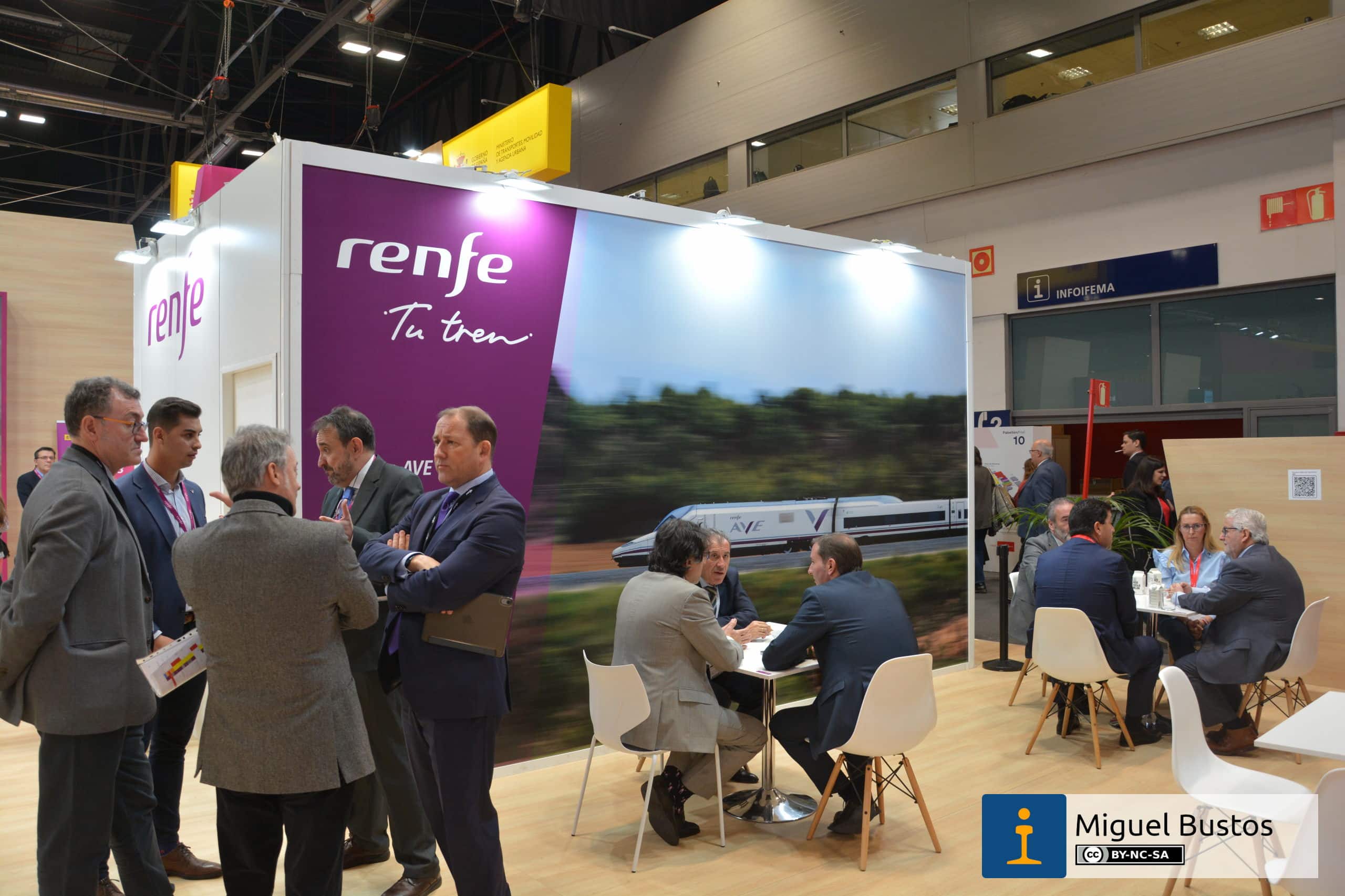 Stand de Renfe en FITUR