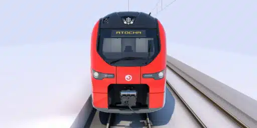 Testero del tren con los colores de Renfe Cercanías. © ALSTOM-RE