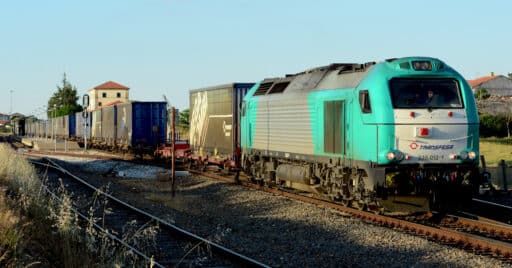 Tren de contenedores operado por Transfesa. NELSO SILVA.