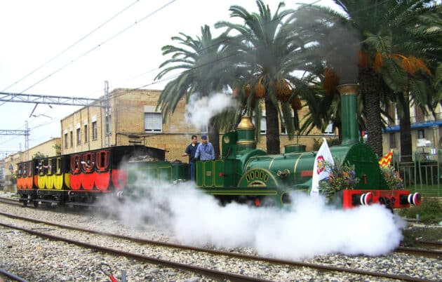 tren del centenario, réplica del que inauguró el barcelona mataró, en tarragona. © david fernÁndez. © david fernández