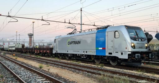 Locomotora Alstom Traxx DC3 alquilada por Captrain Italia a Railpoool. © A. ANSALDI.